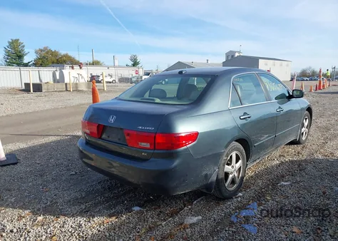 2005 Honda Accord 2.4 Ex from USA, damaged, VIN 1HGCM56805A043705